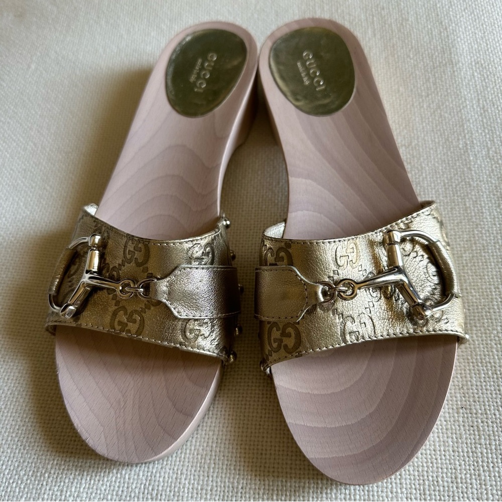 GUCCI Metallic Gold Horsebit Mules🌸 - Picture 1 of 6